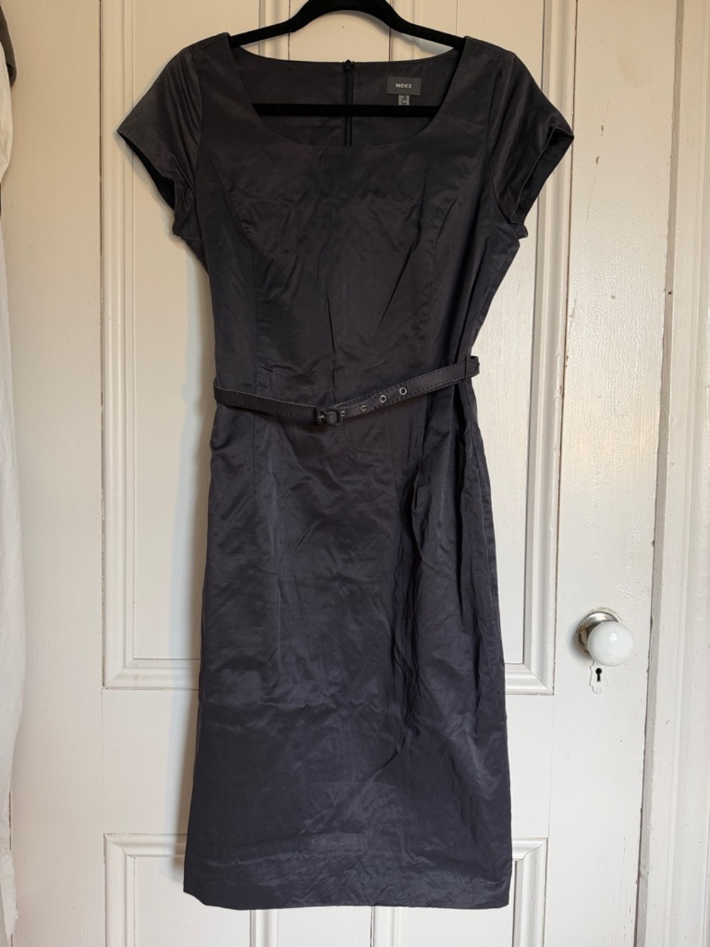 Mexx Black Cap-Sleeve Belted Midi Dress